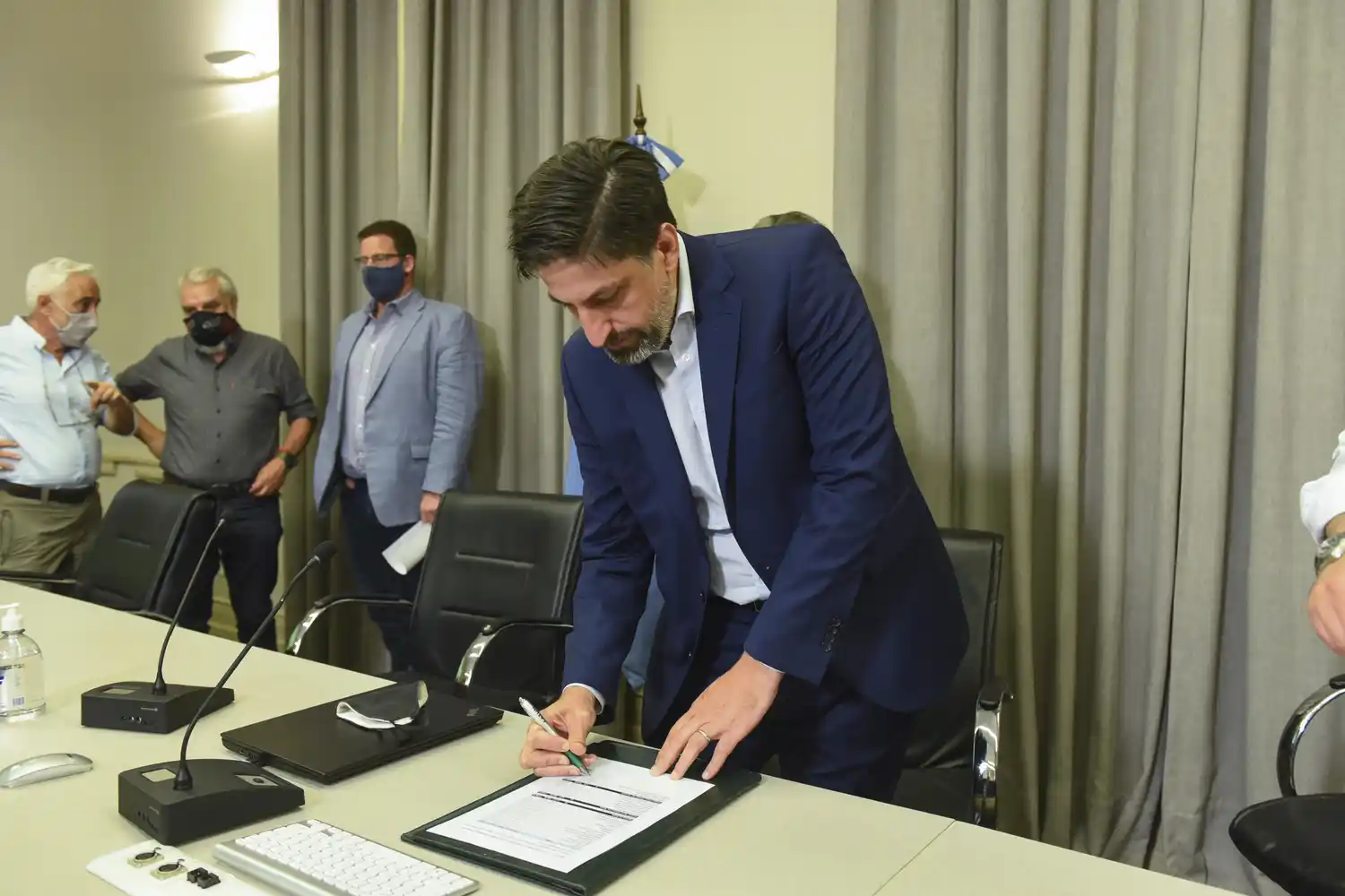 Bono y Primer trimestre 2021: Acuerdo en paritaria con los gremios docentes y no docentes universitarios