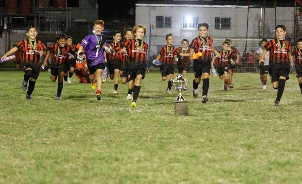 Definieron los nombres y la fecha de arranque para los torneos oficiales del fútbol Infanto-Juvenil