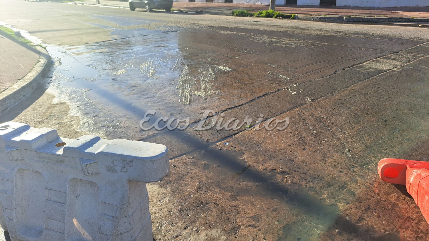 Cinco motociclistas se cayeron en la misma esquina por la escarcha