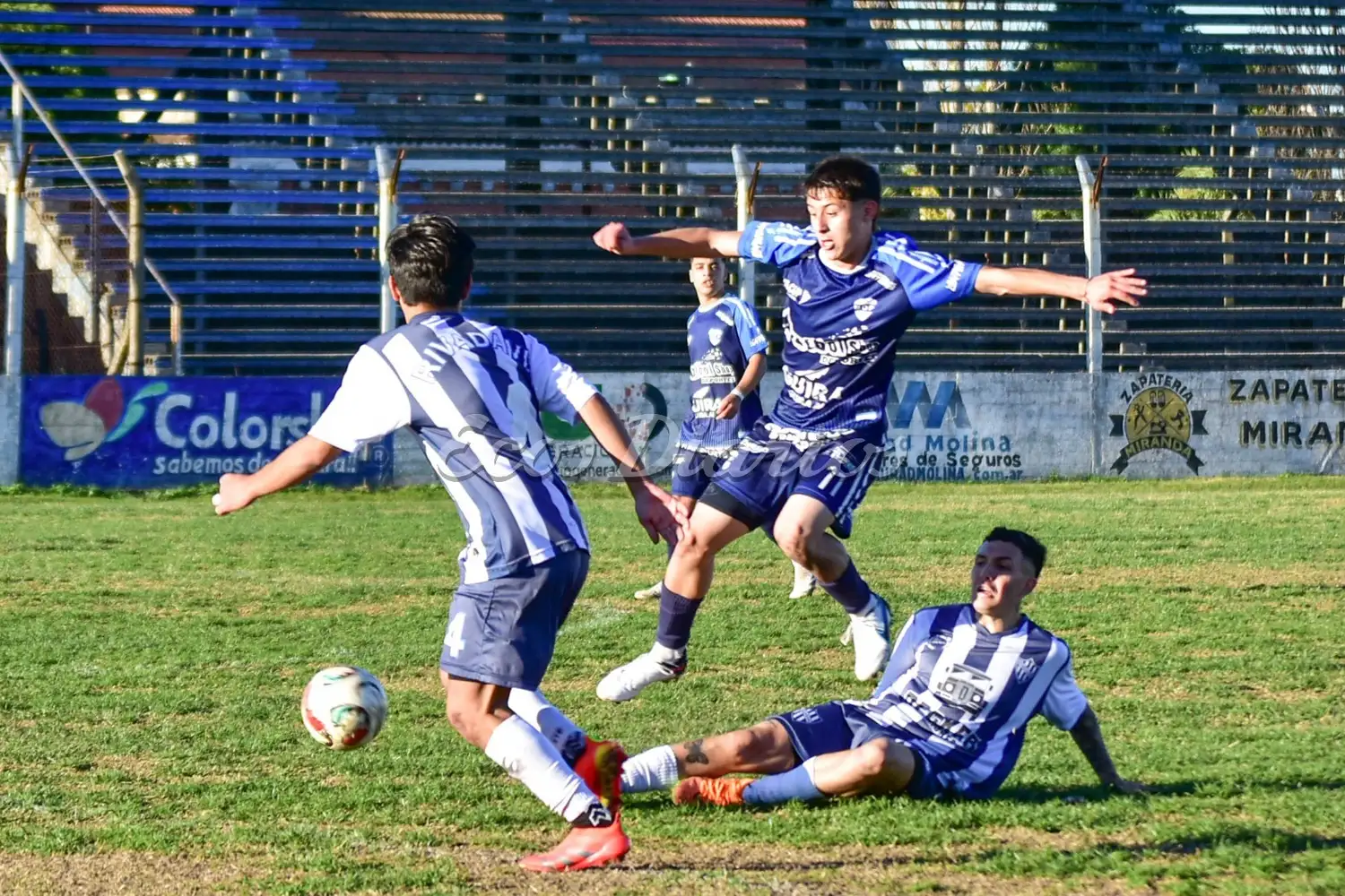 Rivadavia le ganó 3-1 a Ministerio