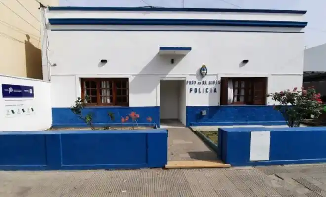 El comisario estuvo detenido unas horas en la comisaría cuarta de Bahía Blanca.