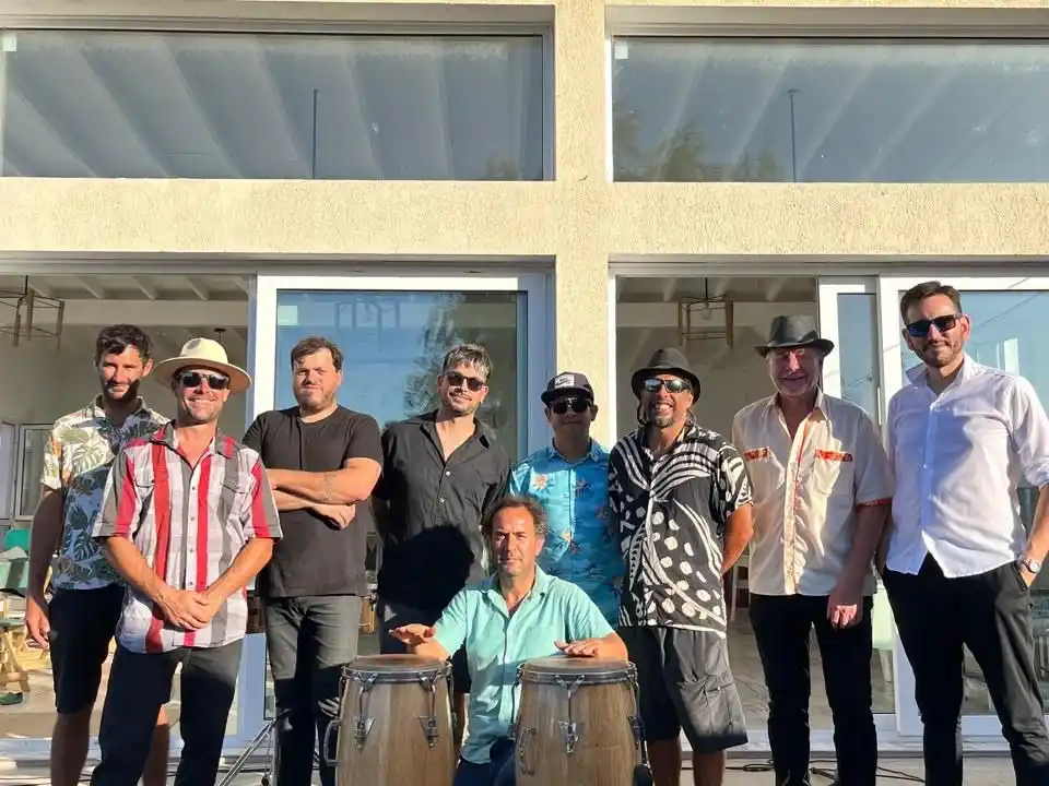 Son del Tambor, una de als bandas elegidas para vibrar este carnaval en club TRI.