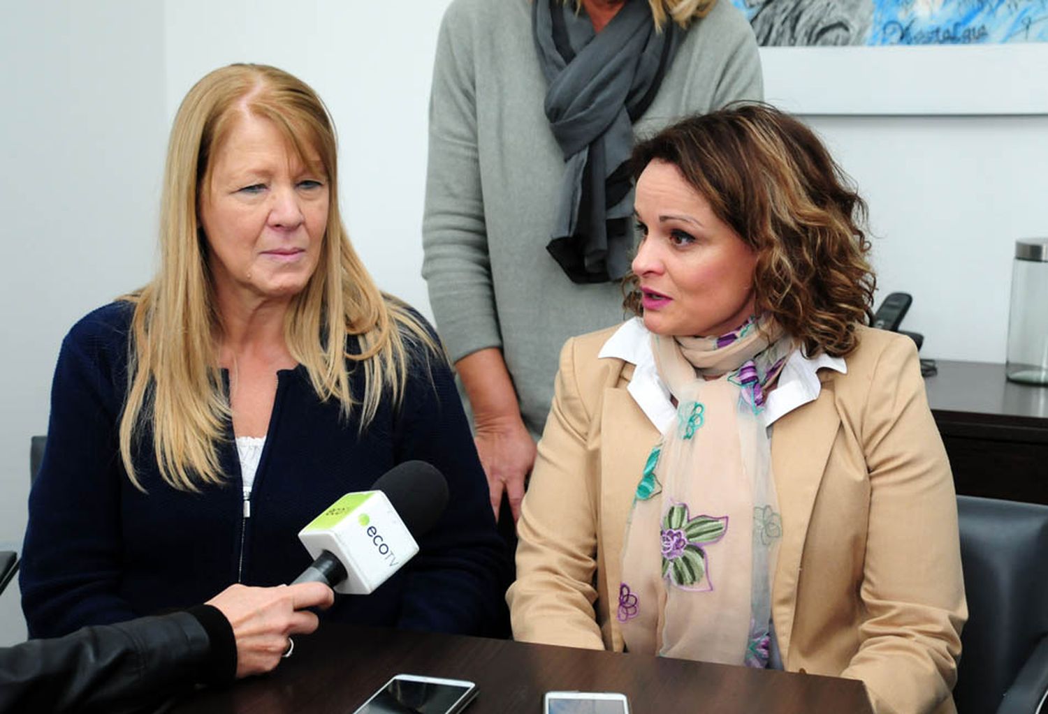 Stolbizer en Tandil cuestionó que “la gente ha quedado tomada como rehén de la polarización”