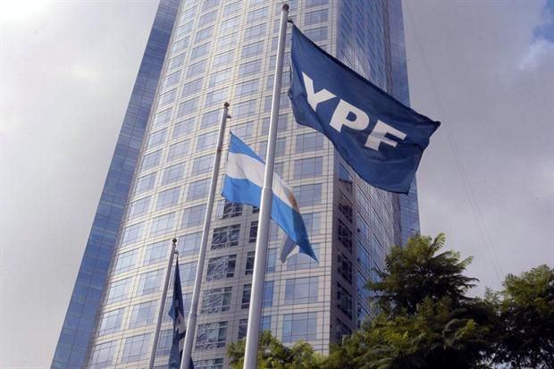 Renunciaron al directorio de YPF: Kicillof, Álvarez Agis y los representantes del Estado