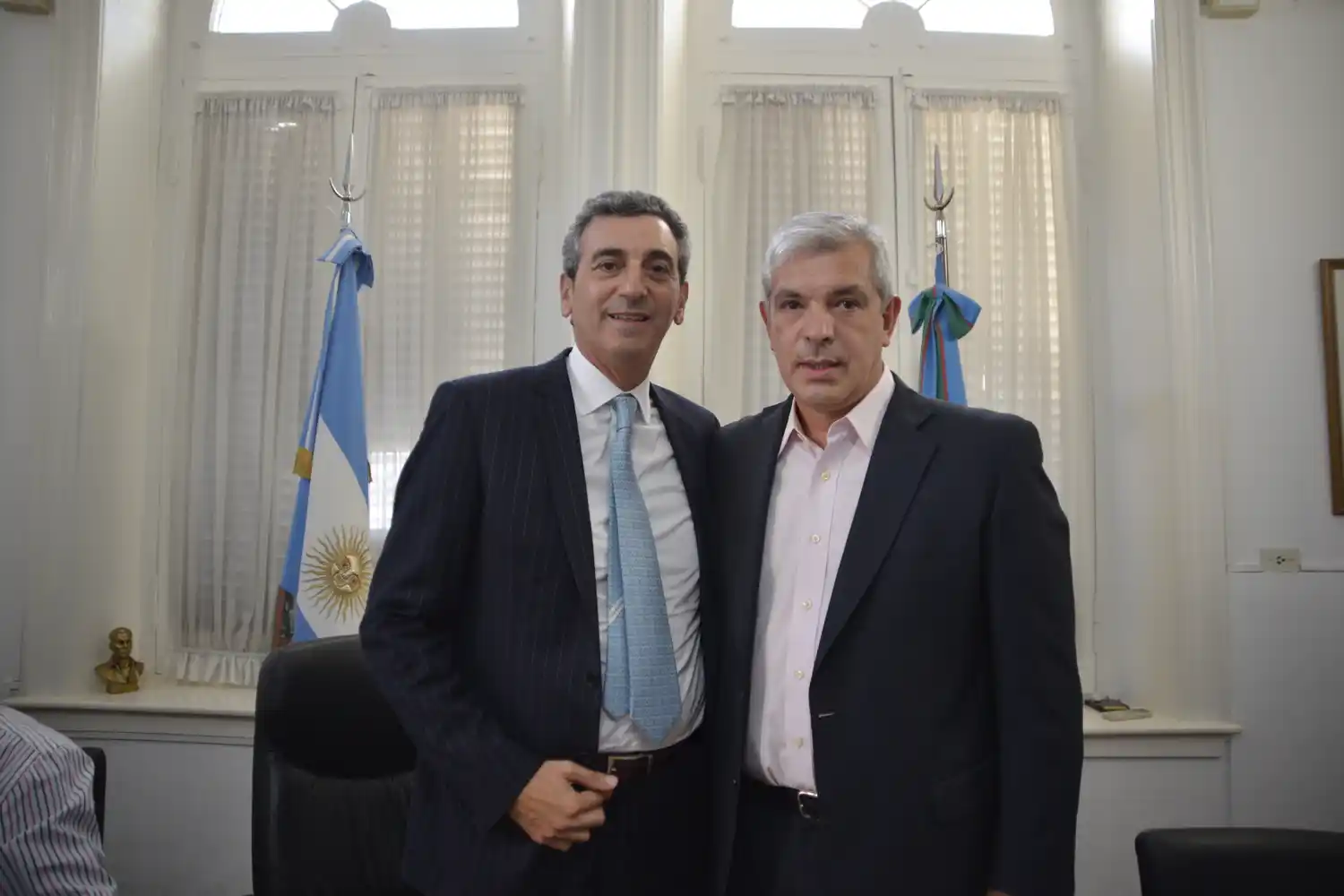 Los presidenciables Domínguez y Randazzo inauguraron tren a Rufino