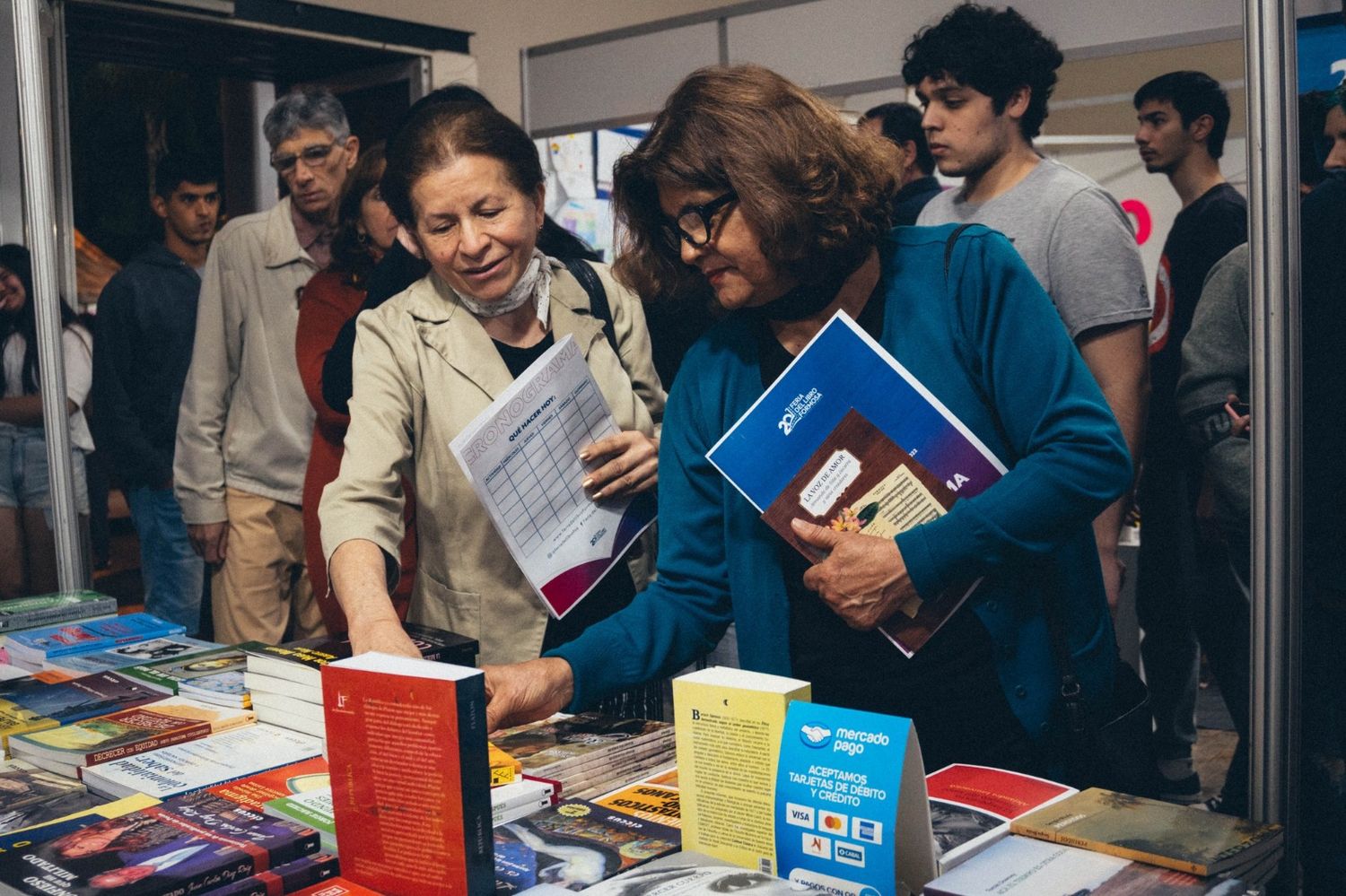 Abrieron la inscripción para escritores que quieran participar de la Feria del Libro