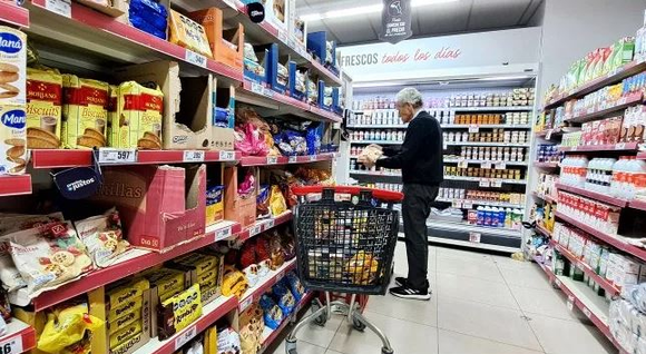 Las ventas minoristas pyme cayeron 21,9% en junio