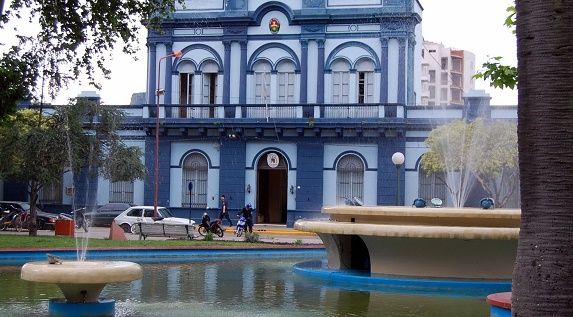 Dos menores y un mayor, detenidos por robo en la ciudad 