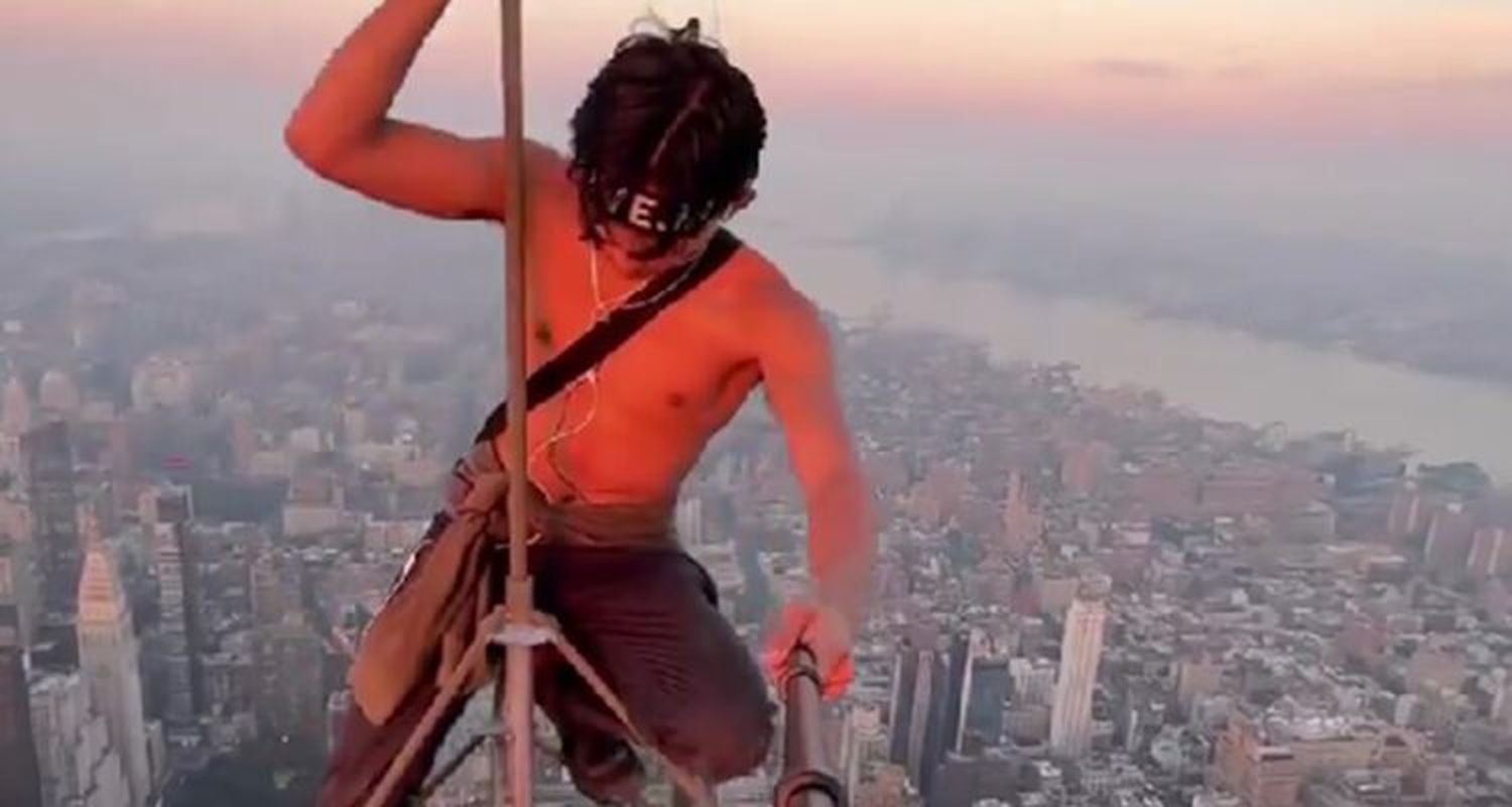 Video: escaló hasta lo más alto del Empire State Building en Nueva York ¡a más de 400 metros de altura!