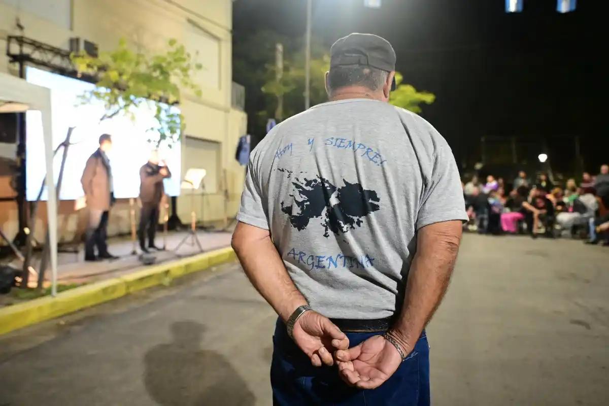 Convocan a una vigilia nocturna en homenaje a los veteranos y caídos de Malvinas