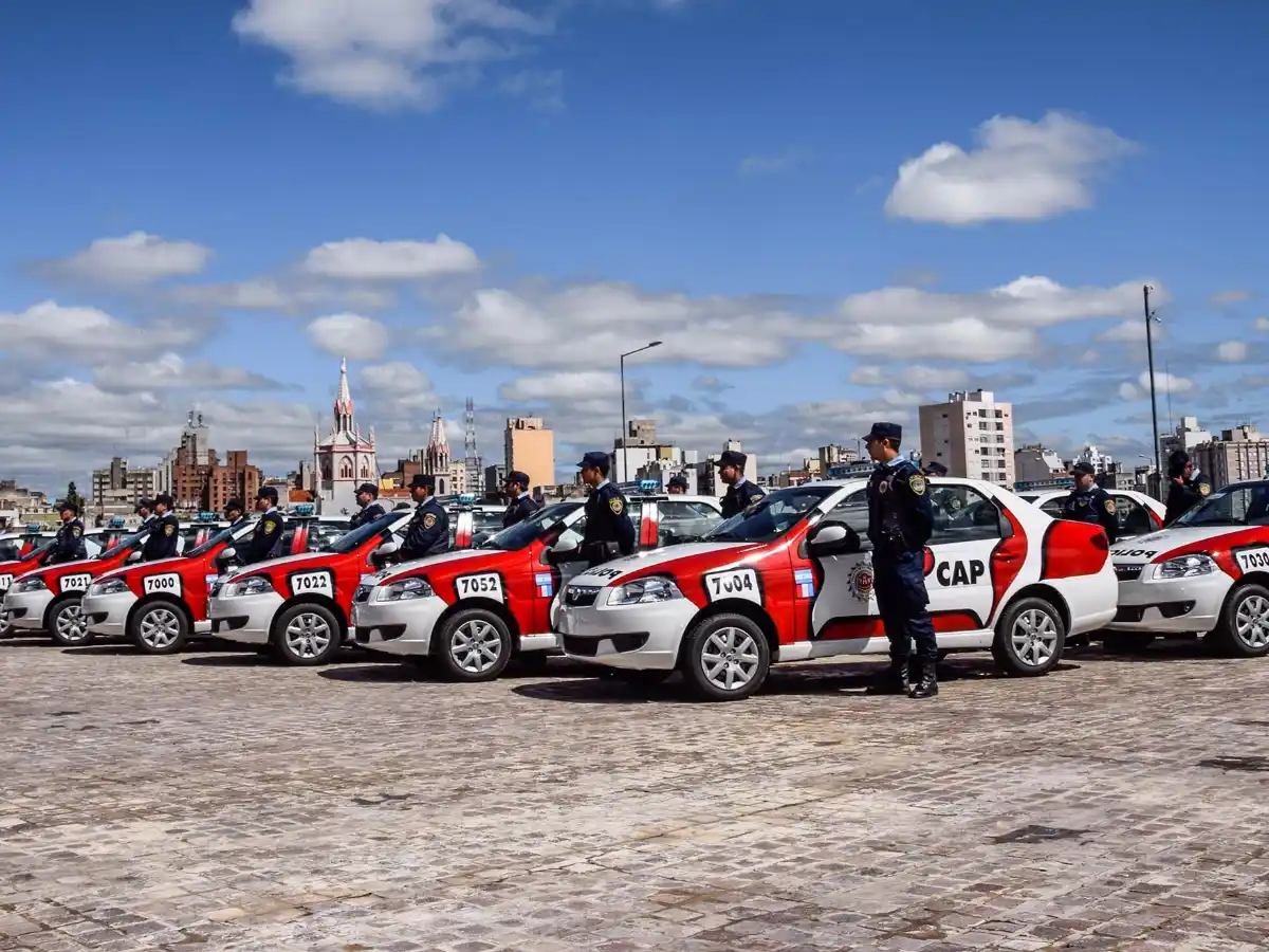 Habrá ayuda económica para los hijos de policías caídos en servicio  en Córdoba 