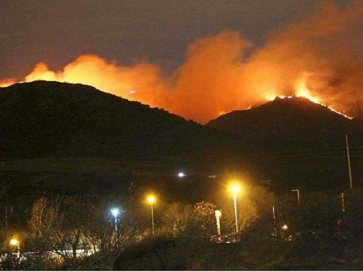 Siguen sin control los incendios en el oeste de Córdoba y hay un detenido