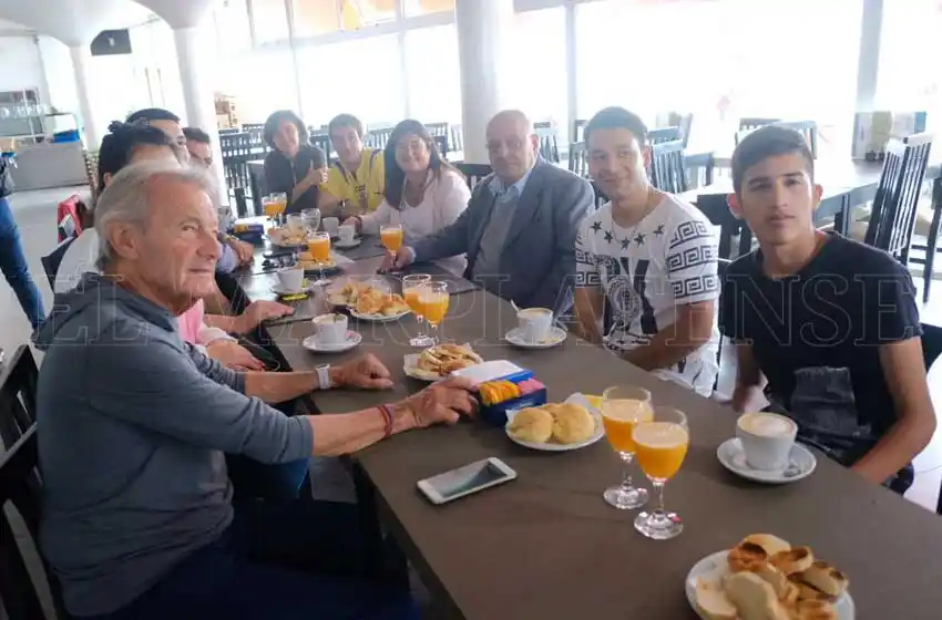 El Municipio agasajó a los primeros turistas de Mar del Plata