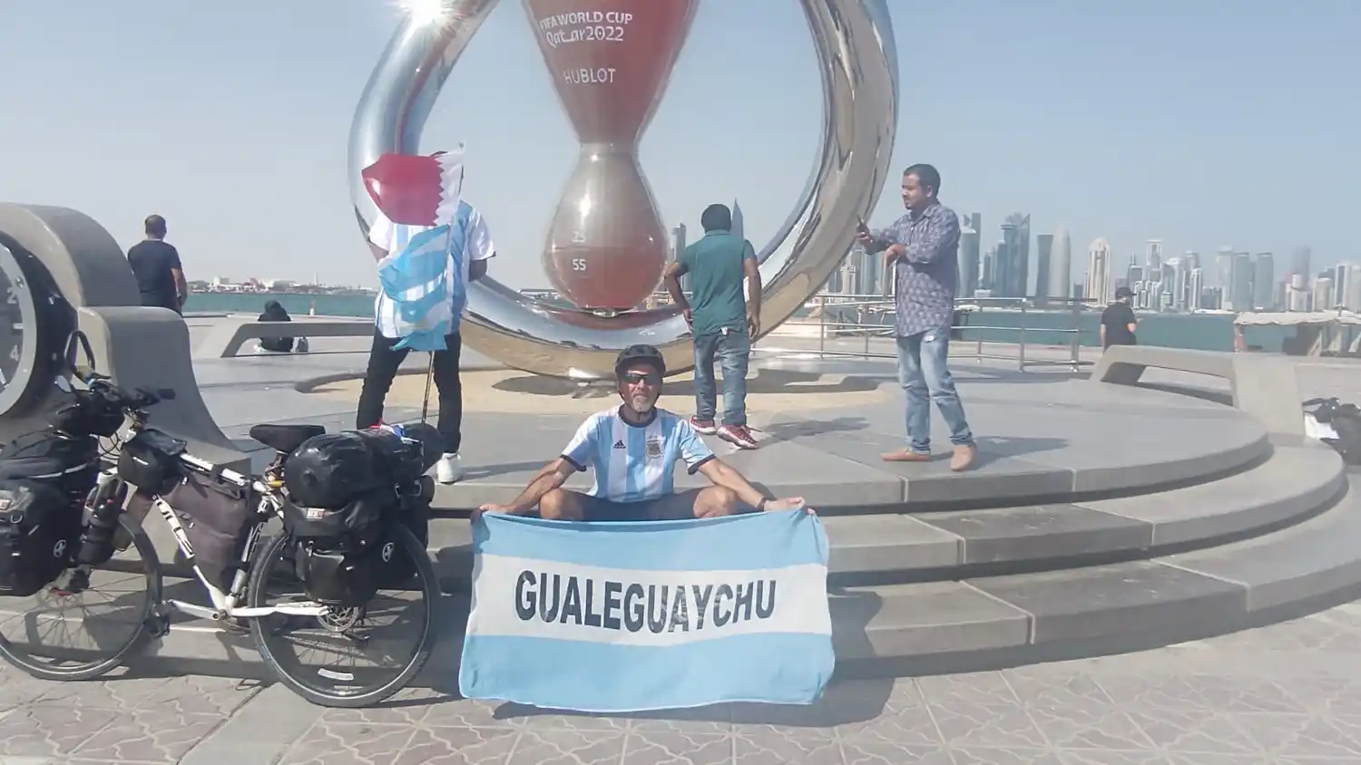 Silio desde Qatar: "Estoy haciendo el viaje más largo que alguna vez he hecho"