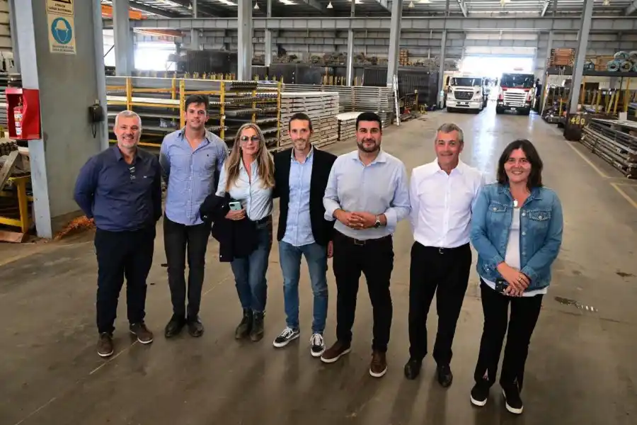 Marcos Cleri visitó el Parque Industrial de Pérez