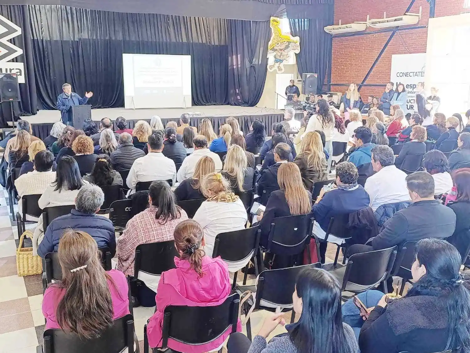 Se realizó una jornada de trabajo para 
fortalecer el Protocolo de actuación escolar