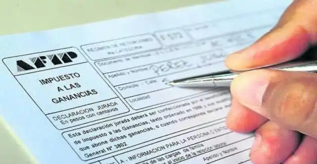 Fuerte caída en la recaudación: los ingresos por IVA y Ganancias bajaron un 30 por ciento
