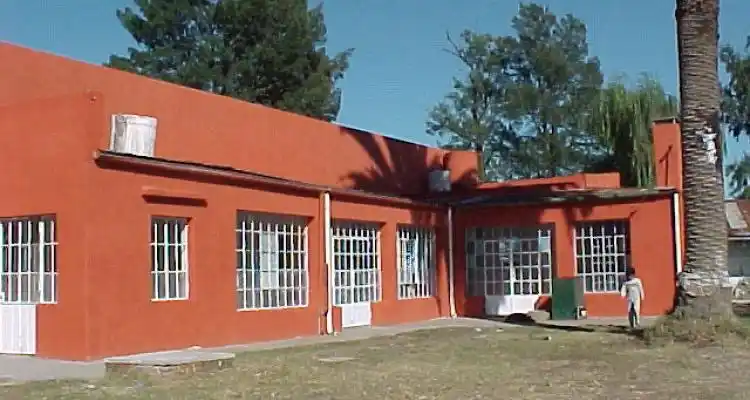 Auxiliares de la escuela 47 aseguran que tuvieron que cambiar de horario por los robos