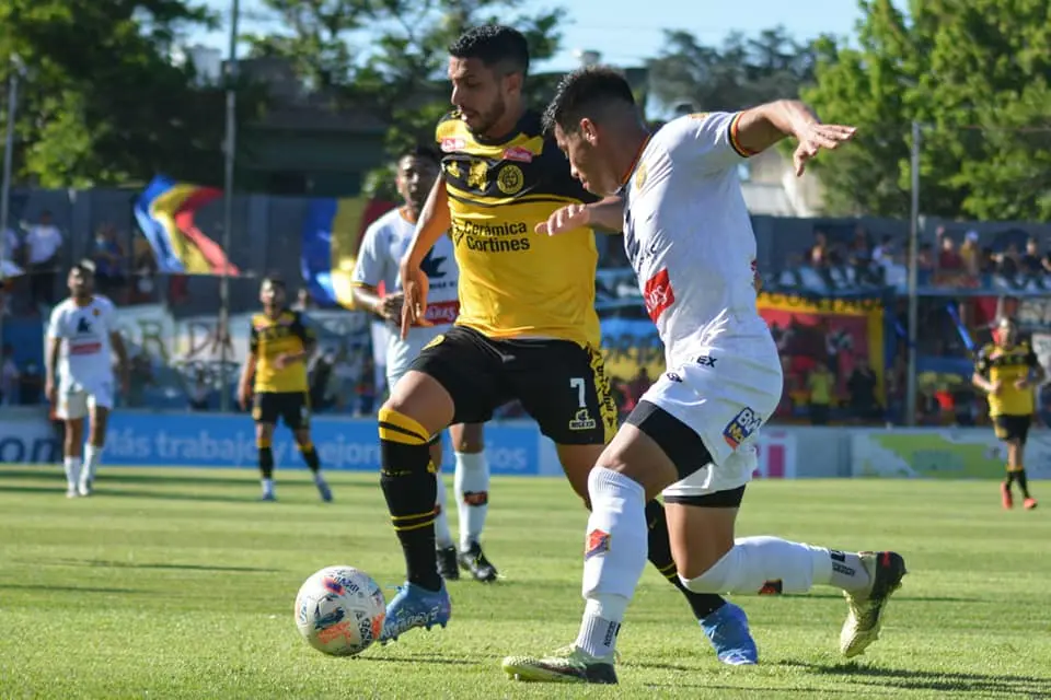 B Metropolitana: con Matías Nouet, Flandria cayó en la primera final por el ascenso