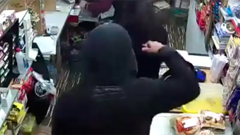 Video muestra cómo golpearon y picanearon a joven durante asalto