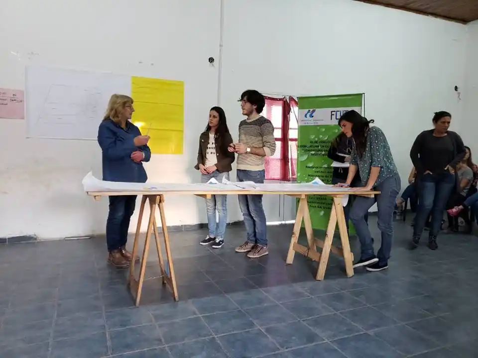 Docentes y estudiantes de Gestión Ambiental serán parte de un congreso en Uruguay