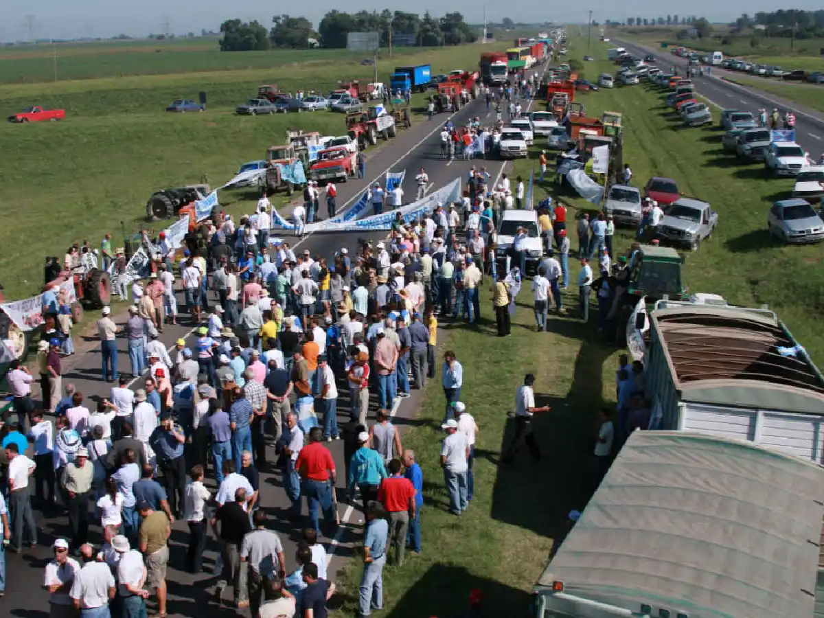 Fernández repudió el procesamiento de los exdirigentes de la Mesa de Enlace