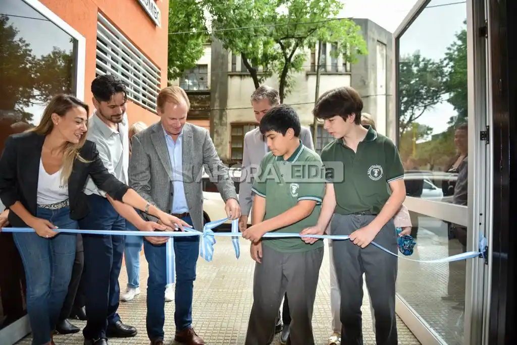 La primera etapa del edificio anexo para talleres de la E.E.T. Nº 2 "Presbítero Colombo" fue concluída