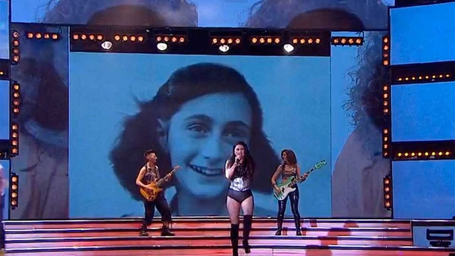 Tinelli pidió disculpas tras el escándalo por la foto de Ana Frank que apareció en la performance de Jujuy Jiménez