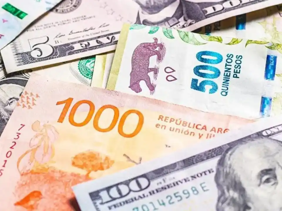 El dólar, sin freno: superó la barrera de los $1.300