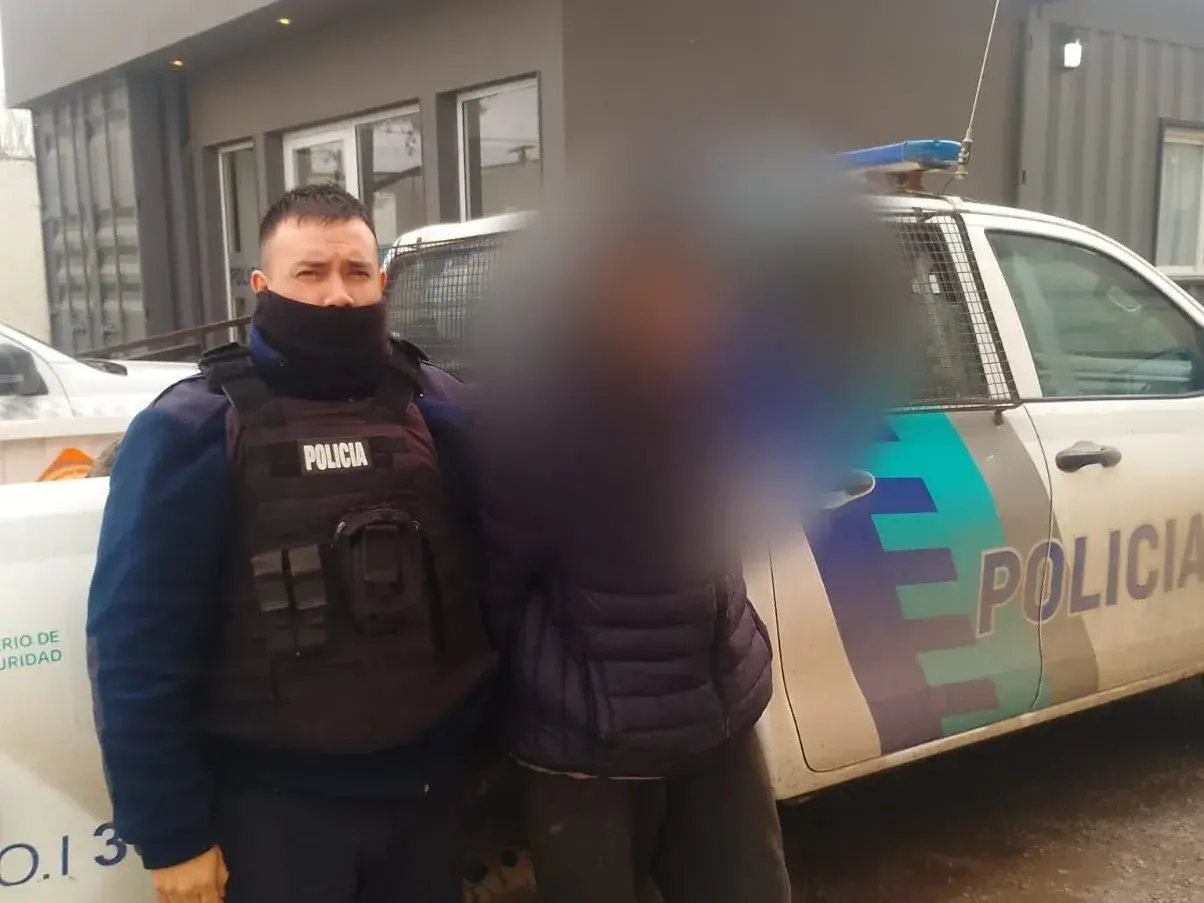 El hombre fue detenido