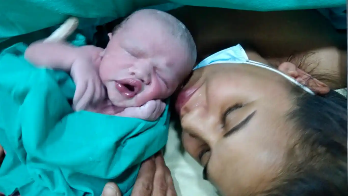 Nacimientos: llegó Carlos Lautaro, el día del cumple de Lautaro Ruiz