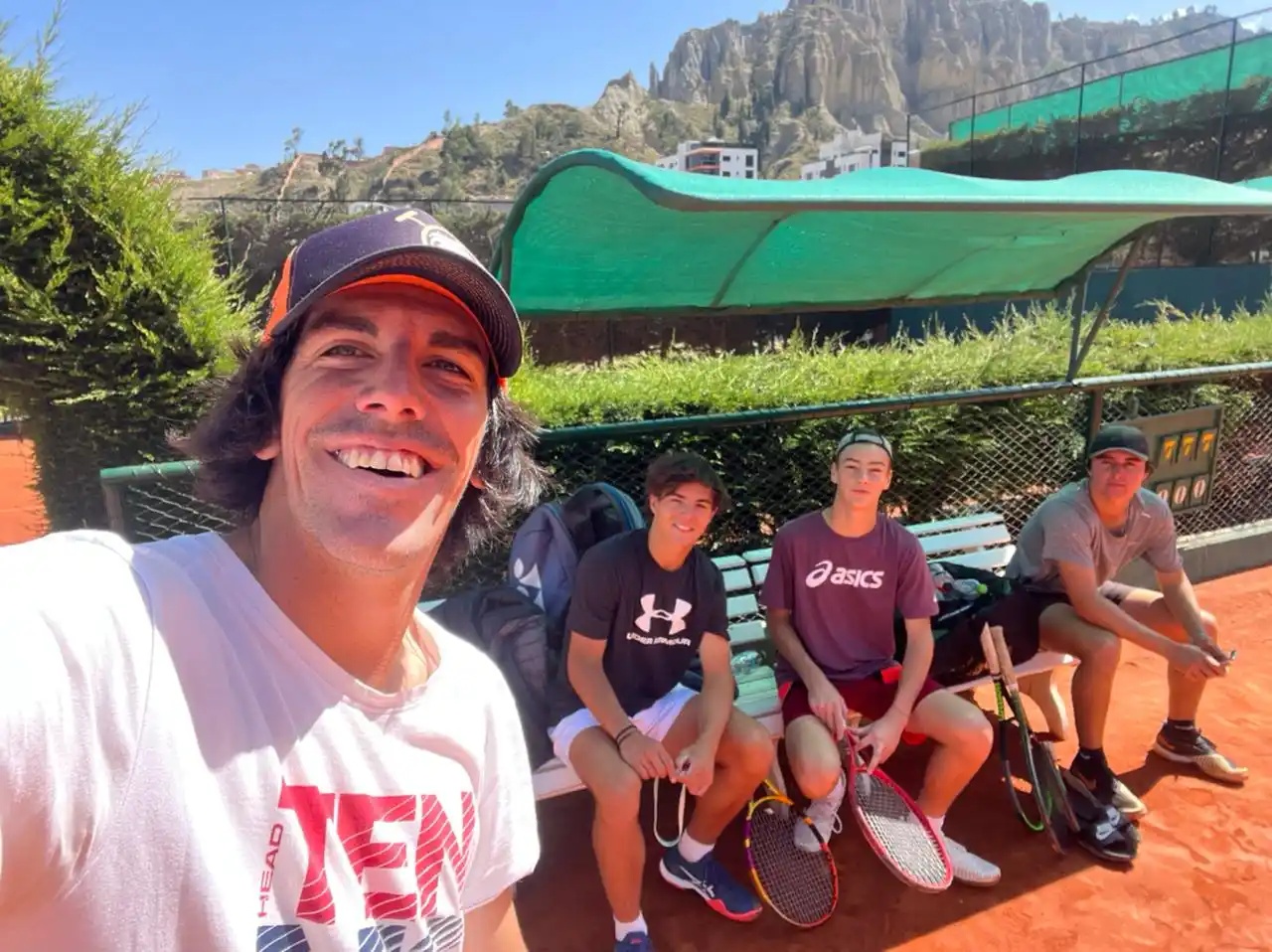 En La Paz, Beber, junto a Mathier, Collardin y Goity.