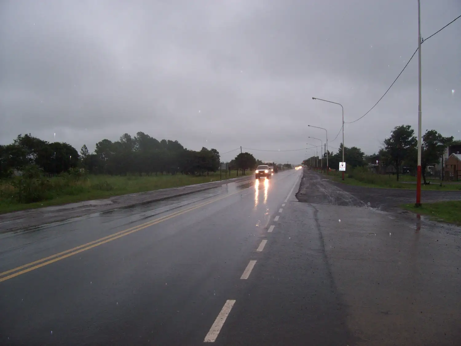 Se recomienda evitar el tránsito por rutas