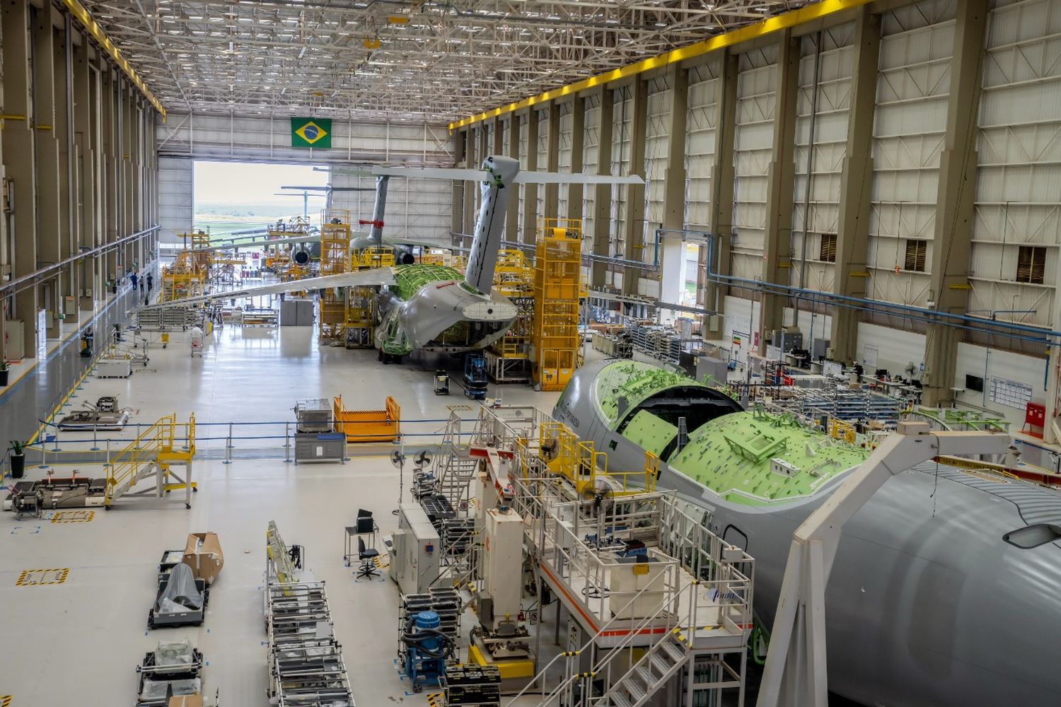 FAdeA envía 13 piezas más a Brasil para el ensamblaje del Embraer C-390