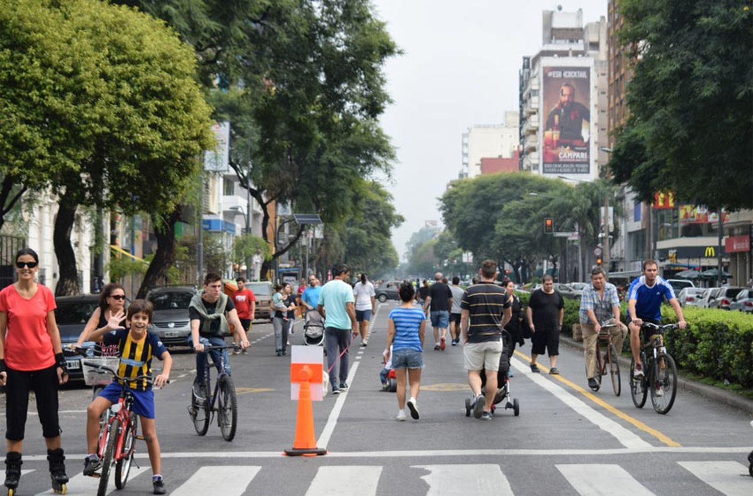 Este domingo Avenida Pellegrini se vuelve a sumar a la Calle Recreativa