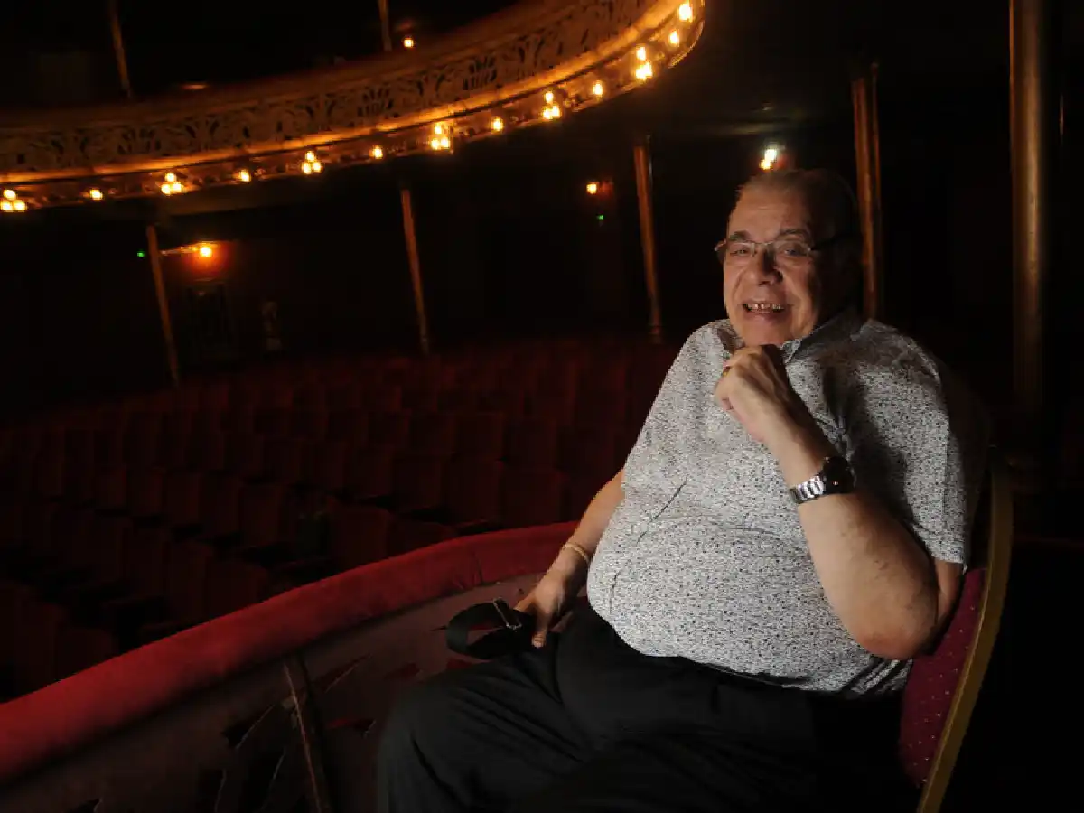 Mejora Enrique Pinti y se recupera en una habitación común