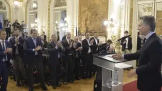 El Gobierno firma el acuerdo para impulsar la explotación de Vaca Muerta