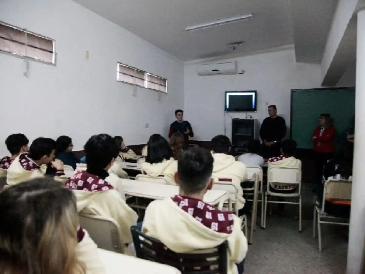 Ingenieros civiles, la "figurita difícil": ofrecen charlas y becas para incentivar a los jóvenes