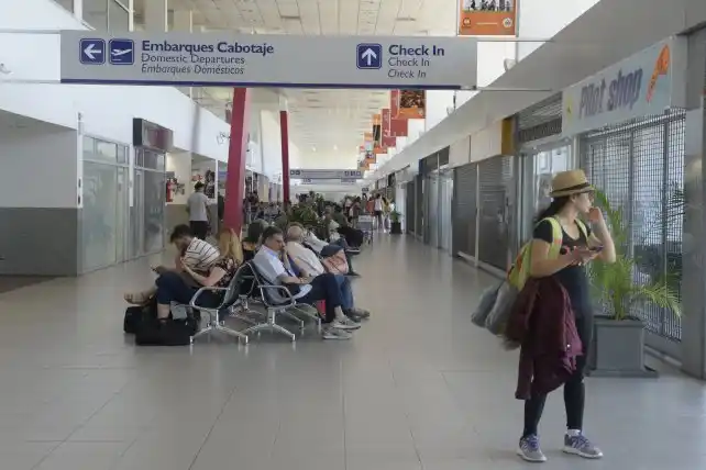 Fisherton: se cancelaron cuatro vuelos de Aerolíneas