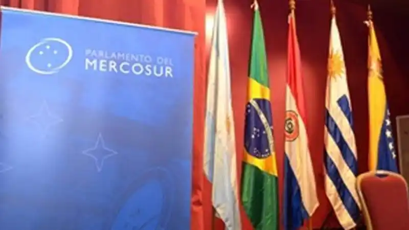 Anularon los fueros para los parlamentarios del Mercosur