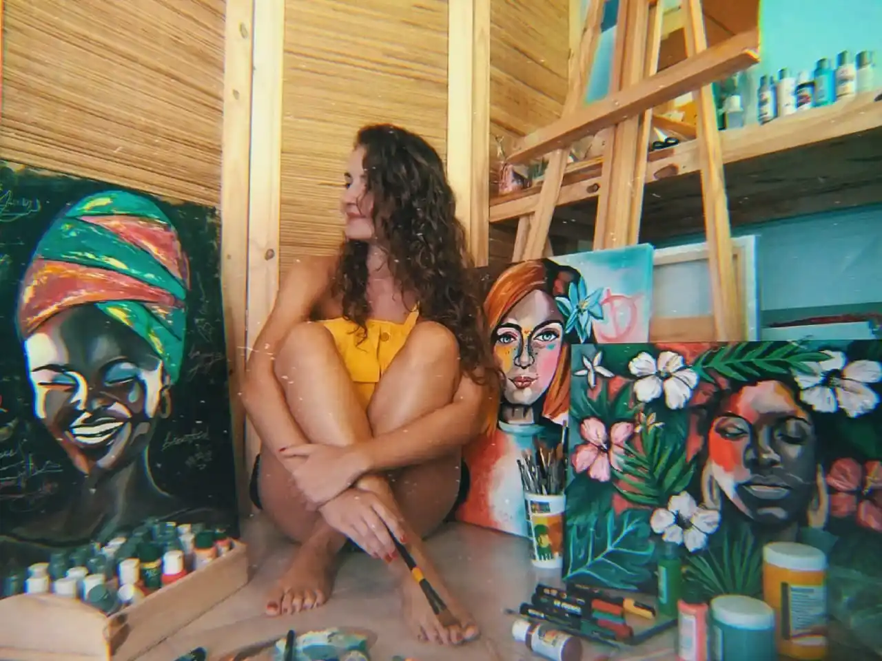 Joven y creativa, nos ofrece su arte por la ciudad mientras es publicada en el Instagram oficial del Museo Van Gogh