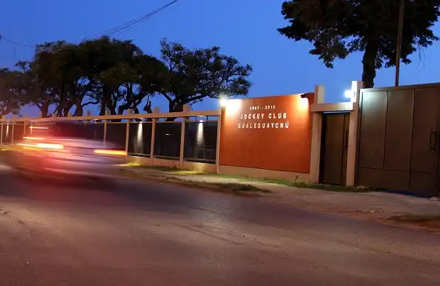 Realizaron un bloqueo sanitario en el barrio Hipódromo
