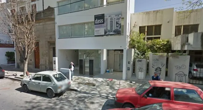 Desvalijaron seis departamentos en un edificio de La Plata