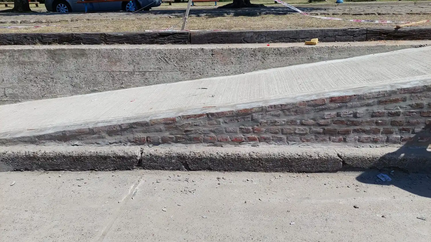 Construyen rampas para facilitar los accesos a la Fiesta del Pescado y el Vino