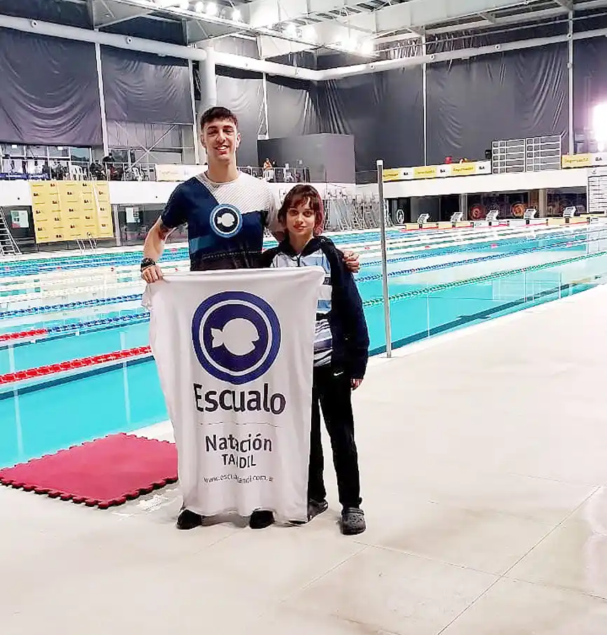Esquivel y Saavedra, en Parque Roca.
