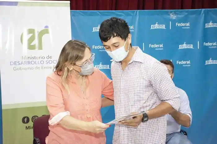 Se entregaron más de 22,7  millones de pesos en  microcréditos durante 2021