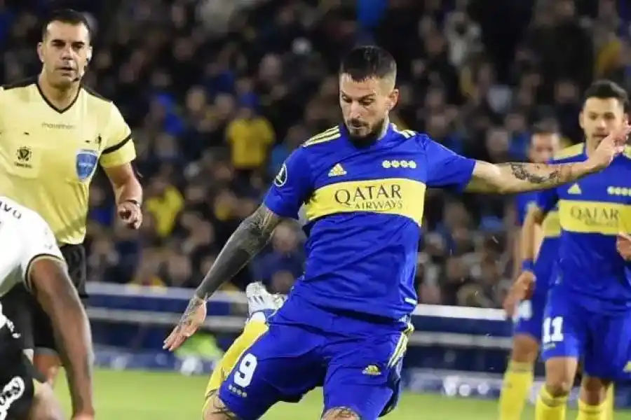 La Conmebol multó a Boca con U$S100 mil por gestos racistas de hinchas