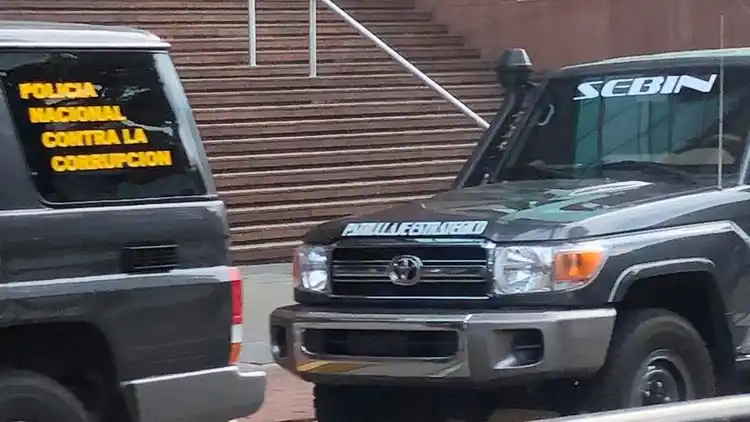Agentes de la dictadura chavista allanan el despacho de Juan Guaidó en Caracas