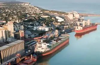Puerto Quequén busca superar el millón de toneladas entre enero y febrero