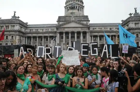 Aborto legal, seguro y gratuito: Se presenta el nuevo proyecto